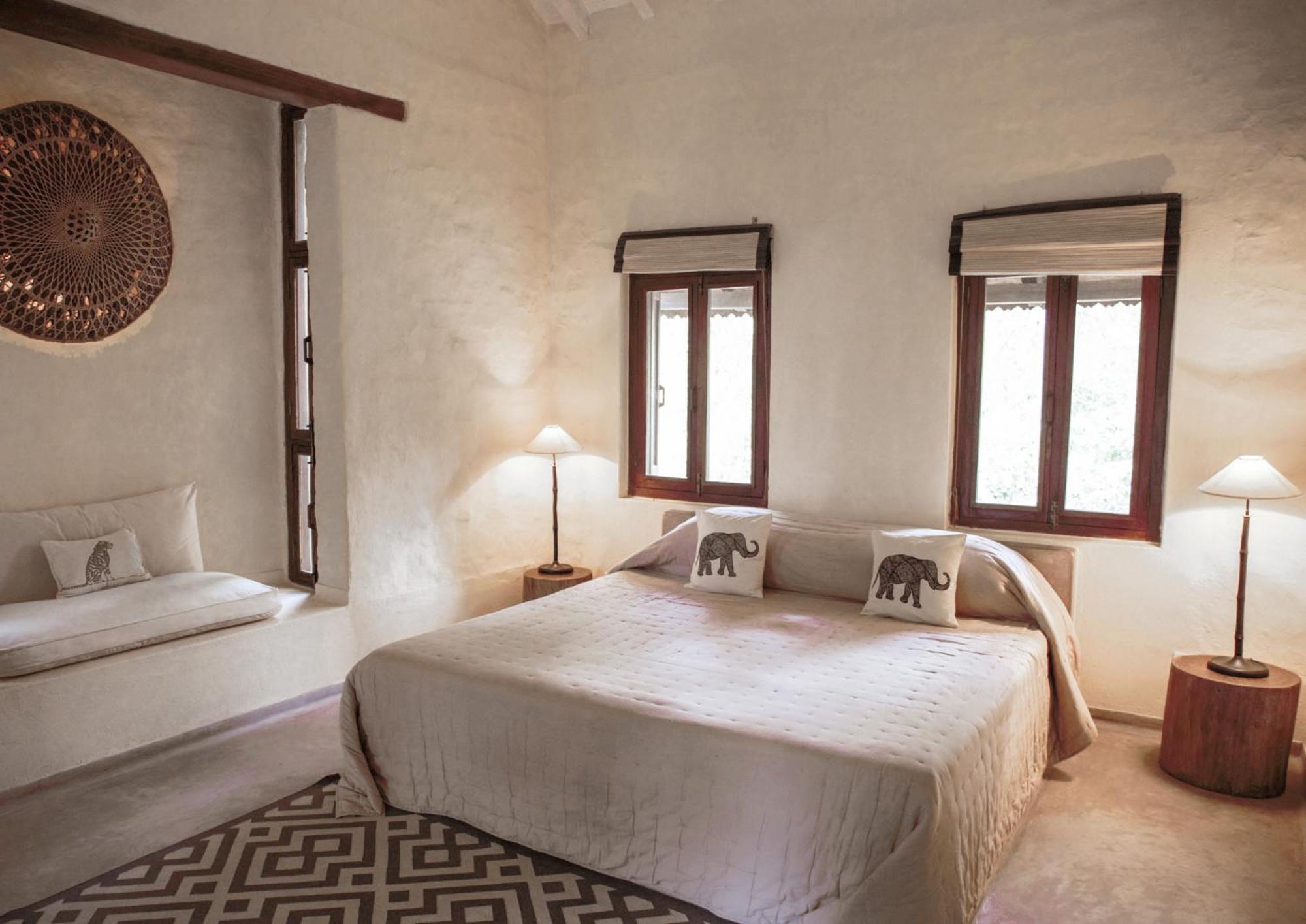 Tiger Tops Karnali Lodge Bardiya المظهر الخارجي الصورة